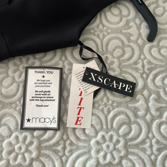 Xscape Black High/Low Flounce Midi Dress 6P. Never Worn - Picture 8 of 9